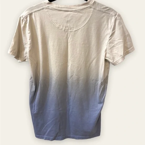 Hollister White and Blue Mens T Shirt - Picture 2 of 3